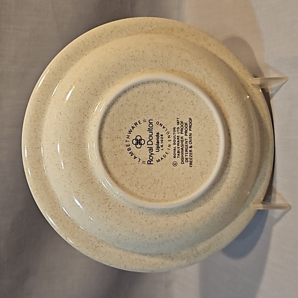 NEW Royal Doulton Uplands 1026 Dinner Plate Saucer & Cup Lambethware - Picture 7 of 16